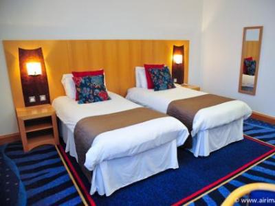 The Park Hotel Килмарнок Екстериор снимка