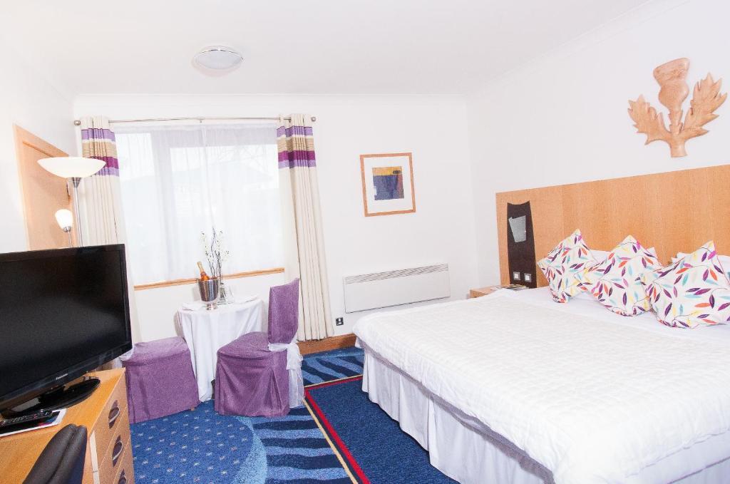 The Park Hotel Килмарнок Екстериор снимка